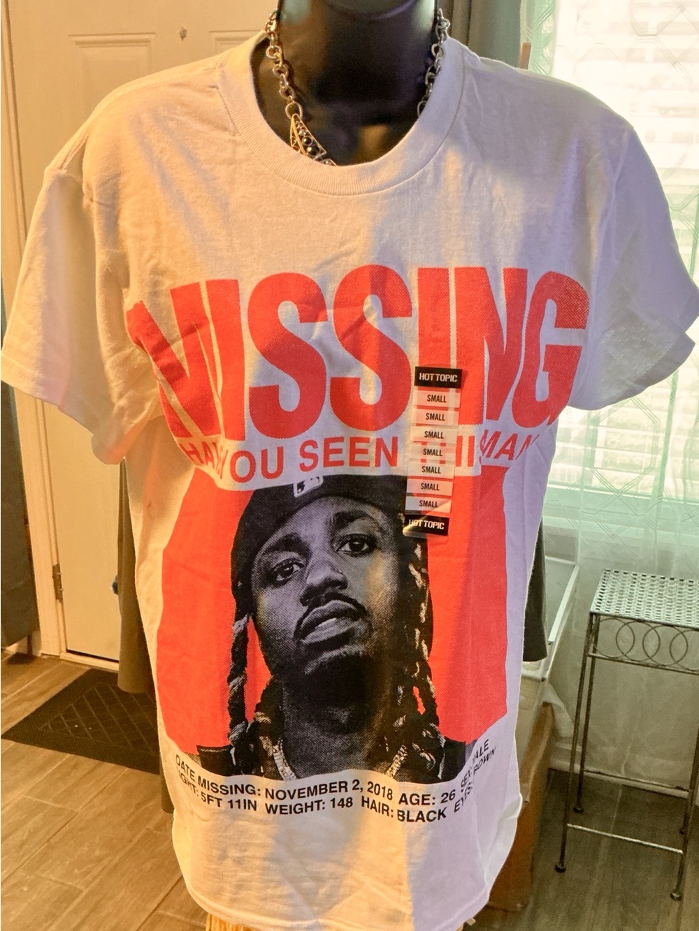 Metro Boomin Missing Graphic Tee - White with Red & Black Print Small
